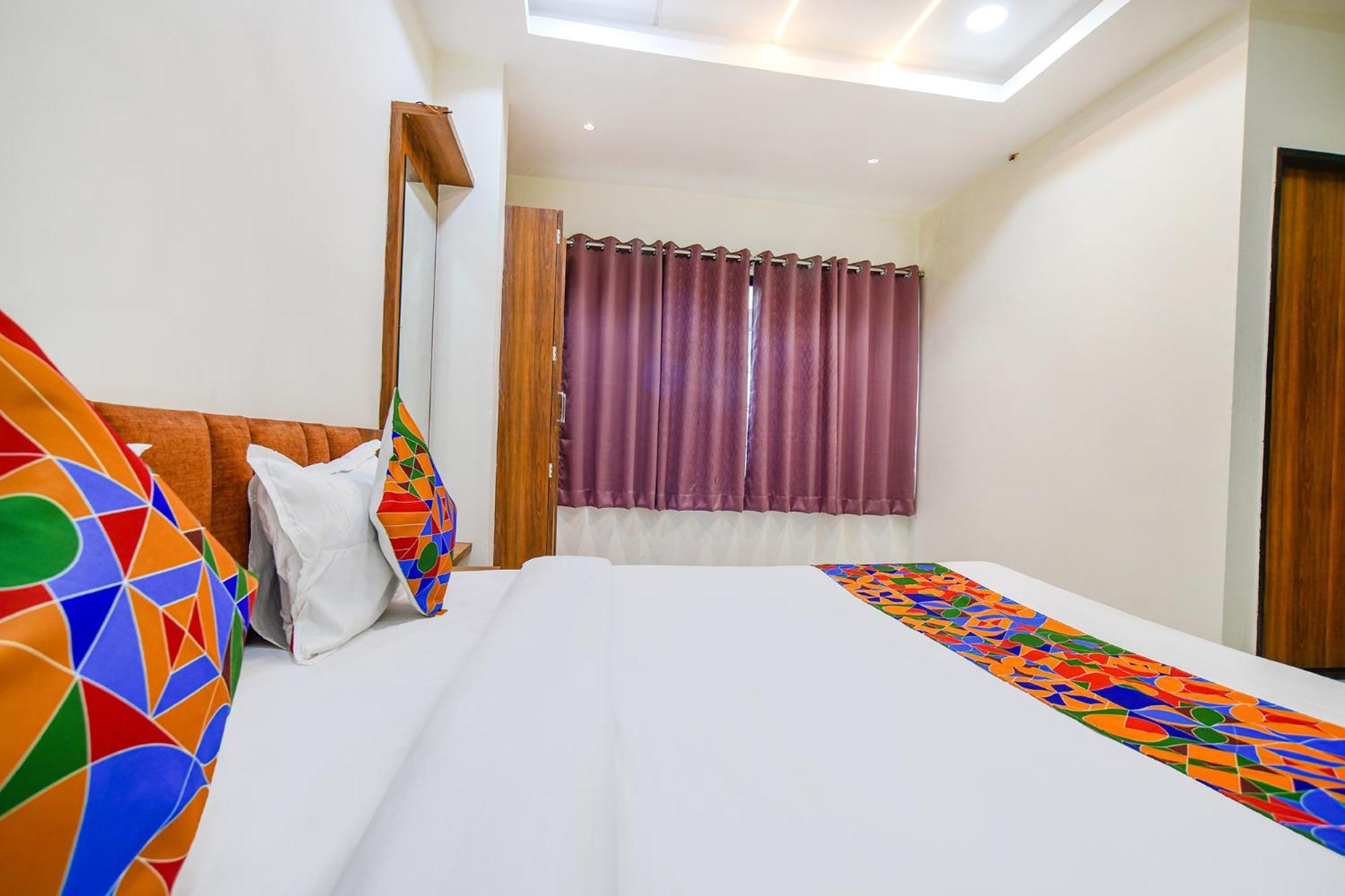 Fabhotel Shree Nakoda Paradise Ujjain Zewnętrze zdjęcie