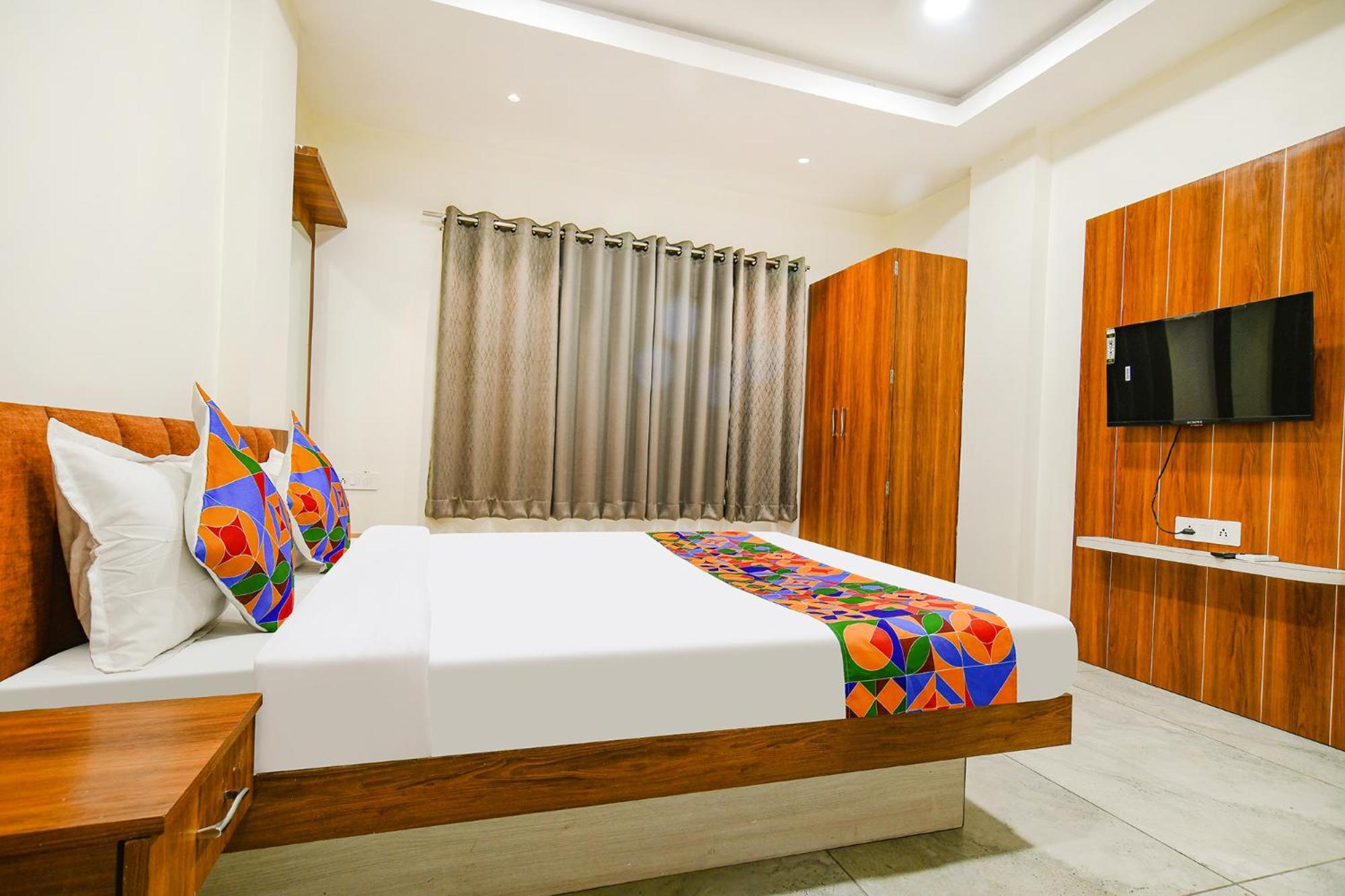 Fabhotel Shree Nakoda Paradise Ujjain Zewnętrze zdjęcie