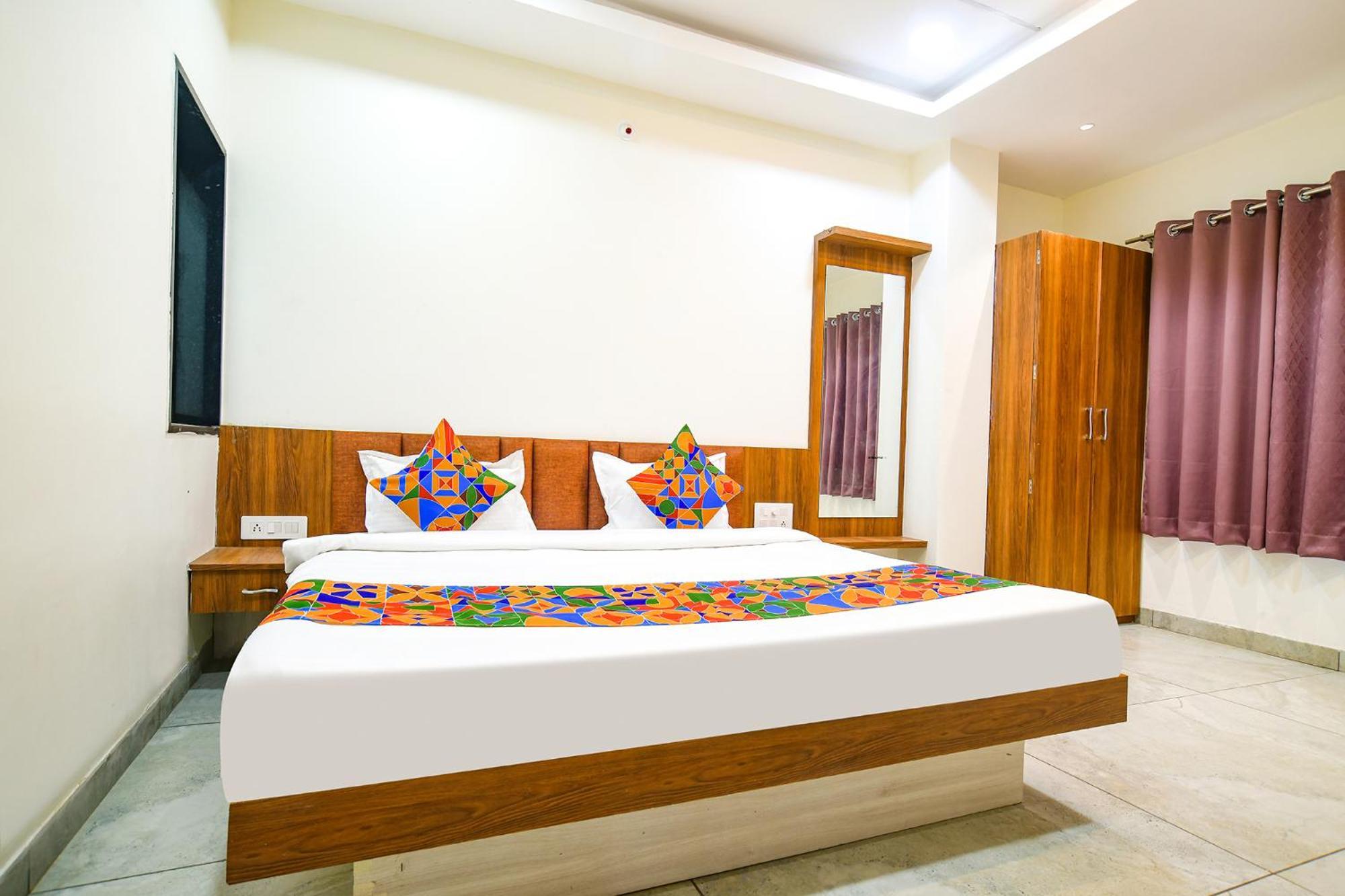 Fabhotel Shree Nakoda Paradise Ujjain Zewnętrze zdjęcie