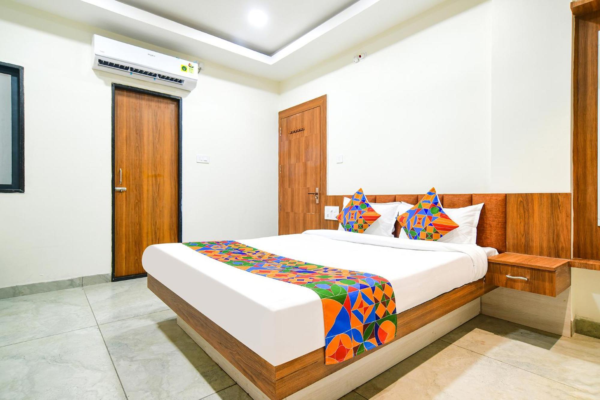 Fabhotel Shree Nakoda Paradise Ujjain Zewnętrze zdjęcie