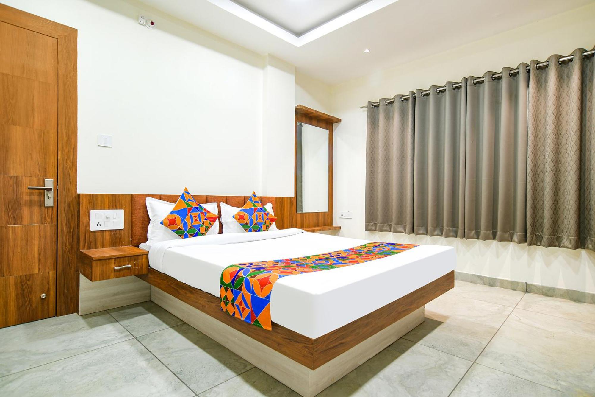 Fabhotel Shree Nakoda Paradise Ujjain Zewnętrze zdjęcie